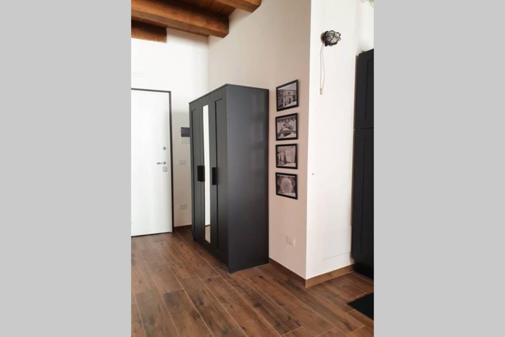 Il Caddi - Caratteristico Monolocale In Pieno Centro Storico Apartman LʼAquila Kültér fotó